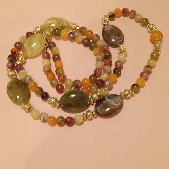 🌺Necklace - Picture 2 of 2